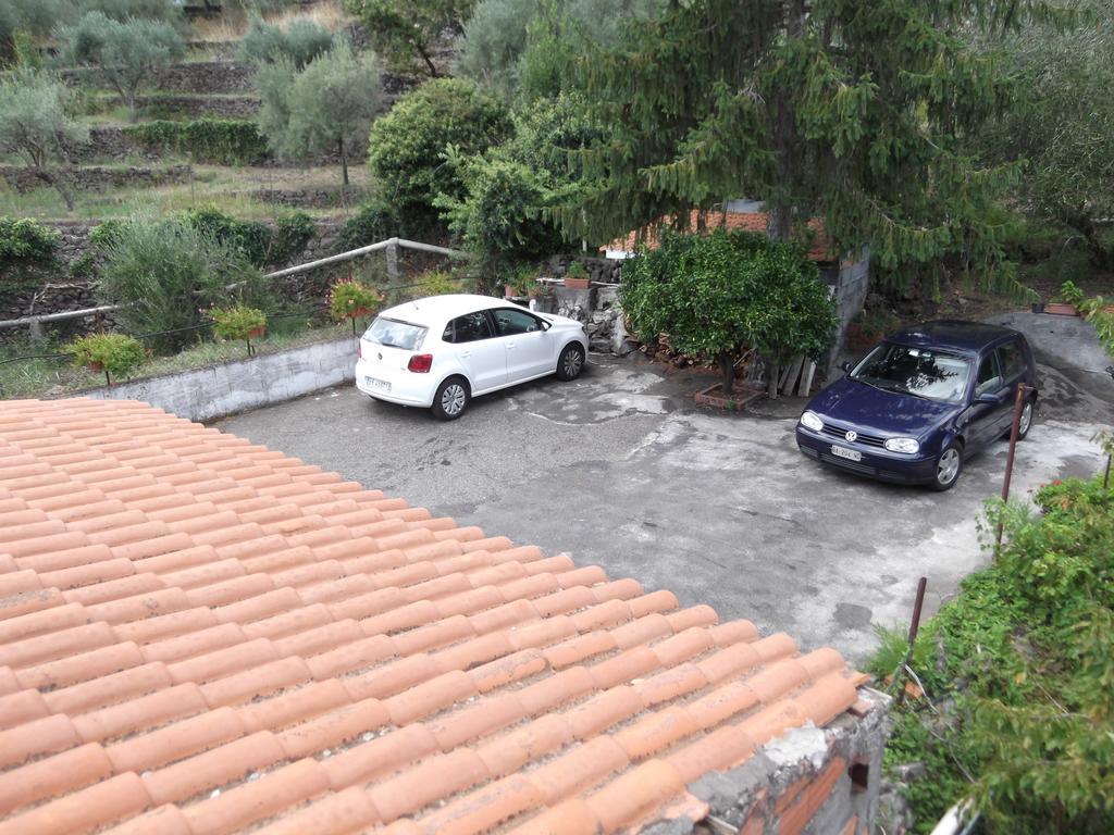 Casavacanzeinsicilia Etna Taormina Villa Piedimonte Etneo Exterior foto